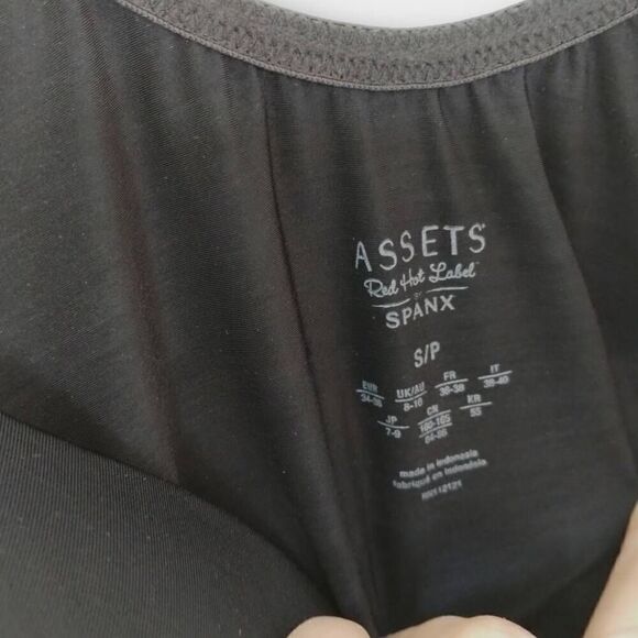 Spanx Assets Sz Small‎ Black Slip Shaper Padded Support Bra Womens Shapewear - Picture 7 of 10